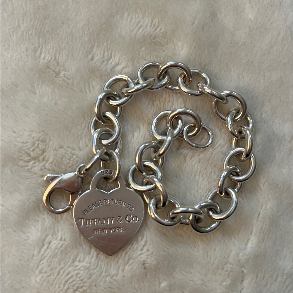 Tiffany & Co. Return to Tiffany Bracelet - Picture 5 of 8